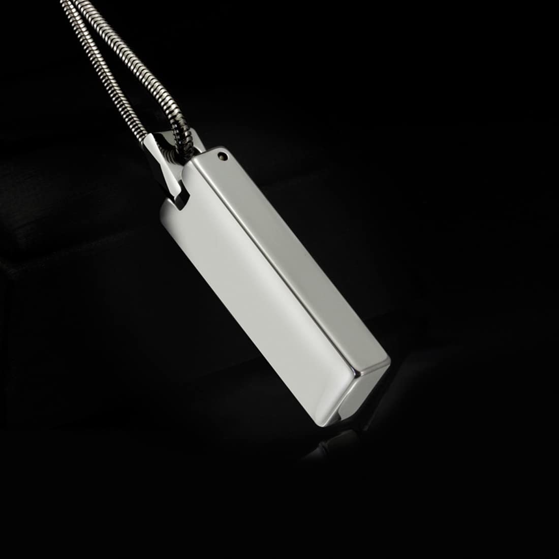 Rockyu ネックレス メンズ シルバー タングステン 長方形 スティックペンダント 鏡面加工 チェーン付き