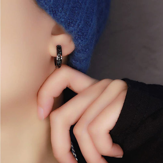 Rockyu メンズリングピアス 貔貅モチーフ 透かし彫り シルバー925 アレルギー対応 神秘的デザインアクセサリー