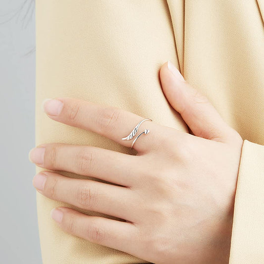 Rockyu 天使の羽 シルバー925 レディースリング フリーサイズ 上品可愛い純銀リング