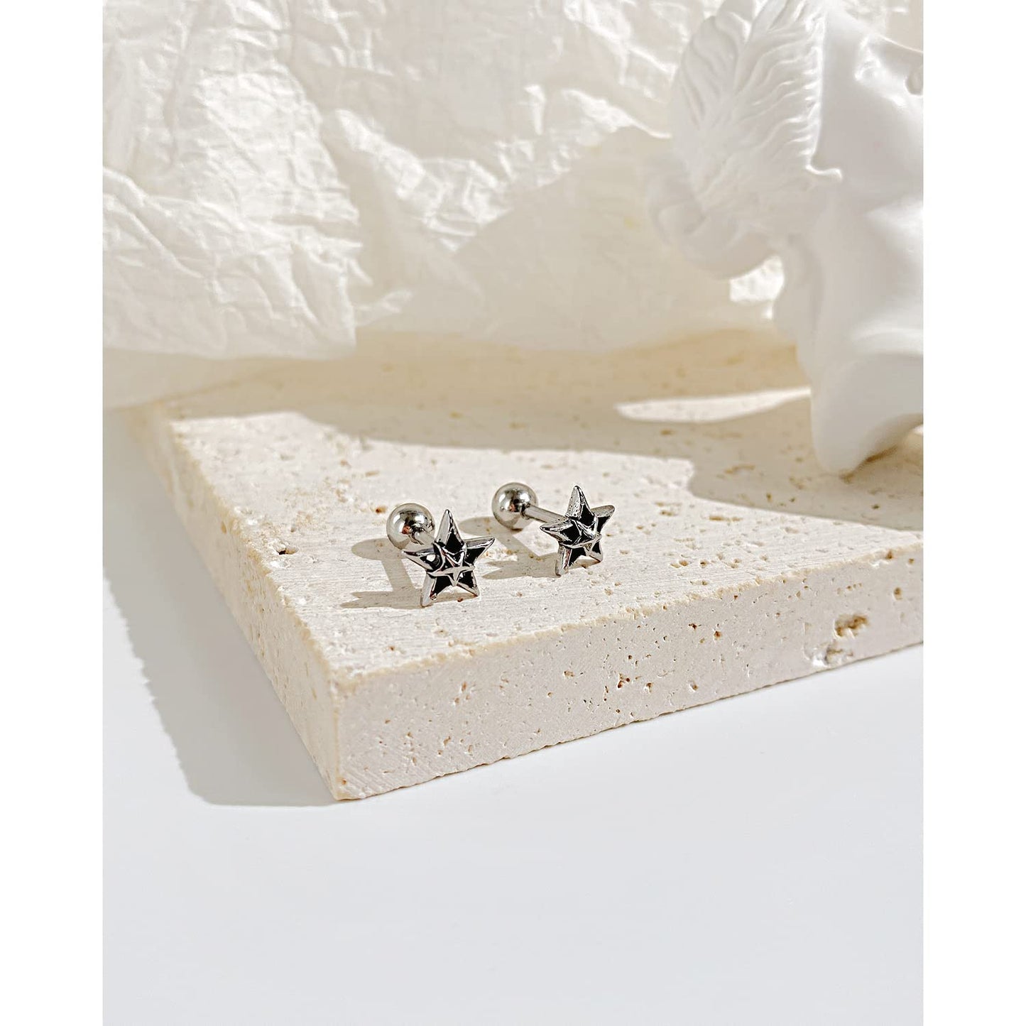 Rockyu ピアス メンズ レディース 五芒星 シルバー ブラック 星モチーフ チタン製 金属アレルギー対応