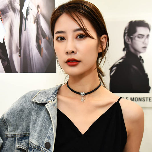 Rockyu チョーカー レディース 黒 レザー 猫 ジルコニア 雪華ペンダント