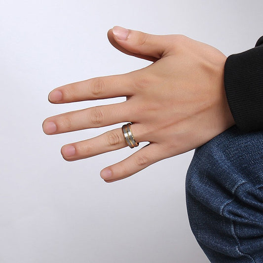 Rockyu タングステンリング メンズ ゴールド×シルバー 8mm幅 耐久性の高いデザイン