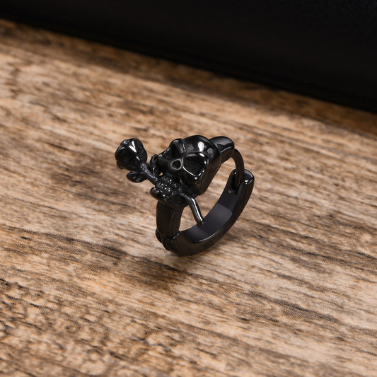 Rockyu 髑髏フープピアス|ローズをくわえたスカルデザイン ステンレス製 メンズ・レディース