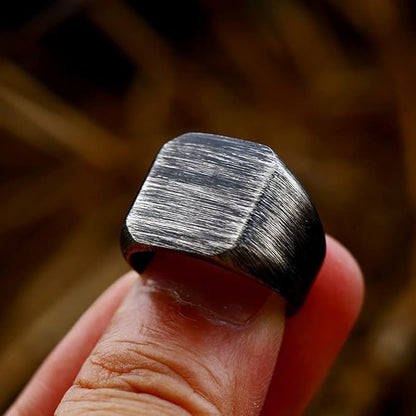 Rockyu メンズ ヴィンテージ印台リング｜幅広 ステンレス製 ブラッシュ仕上げ 指輪