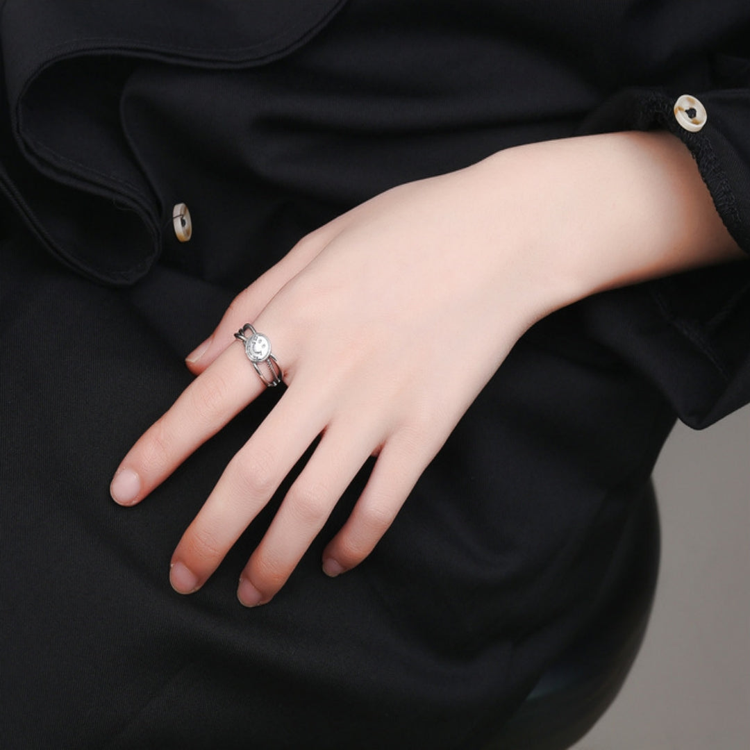 Rockyu スマイル刻印リング シルバー925 ニコニコ笑顔モチーフ フリーサイズ