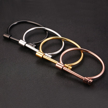 Rockyu シンプルチタンバングル｜4色展開のスタイリッシュひづめ風ブレスレット