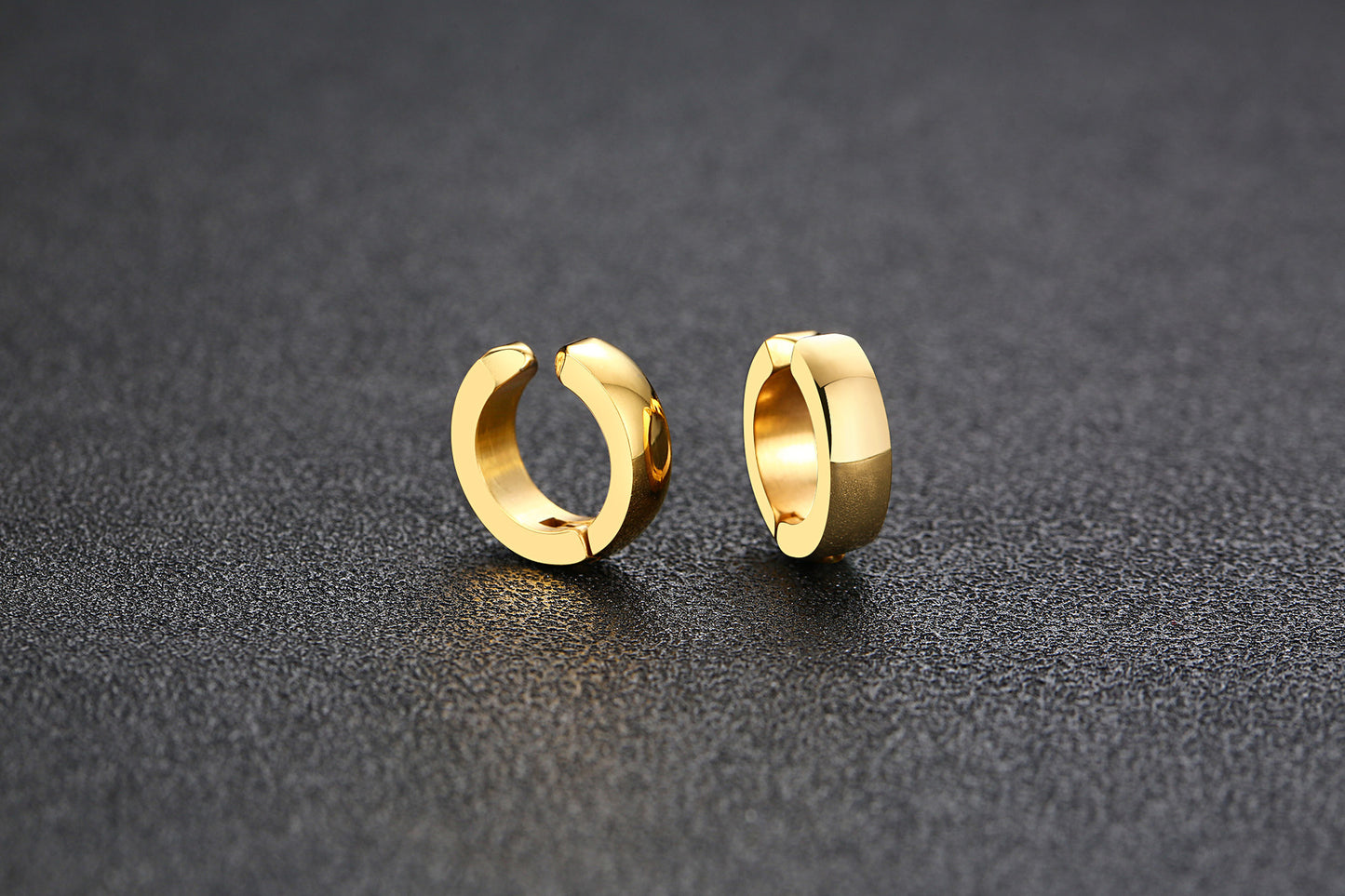 Rockyu メンズレディース兼用 フープピアス ステンレス製 シンプルデザイン 金属アレルギー対応 ブラック ゴールド シルバー