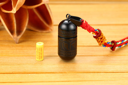 Rockyu メンズネックレス 呪文刻印 円柱型ホイッスルペンダント ステンレス製 遺骨収納 御守ジュエリー