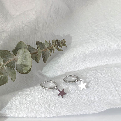 Rockyu 星モチーフ フープピアス レディース メンズ兼用 925純銀 ゆれるスターリング