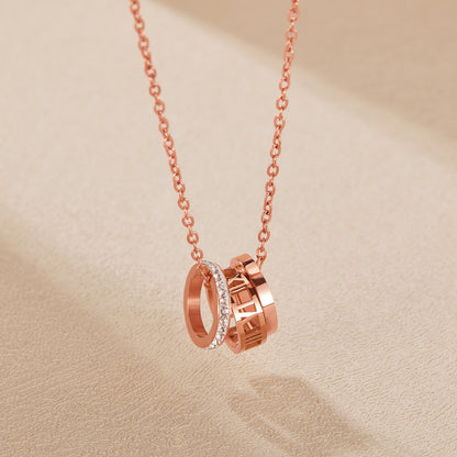 Rockyu ネックレス レディース ローマ数字 3連リングネックレス 18Kピンクゴールド キュービックジルコニア付