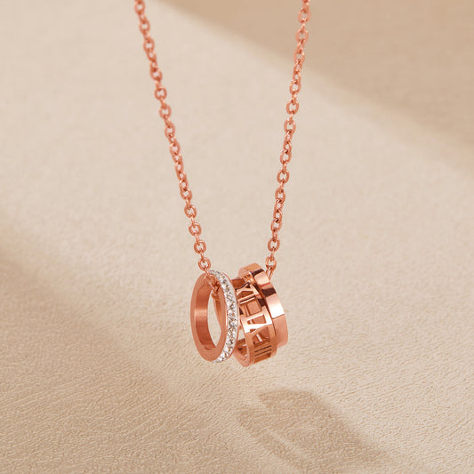 Rockyu ネックレス レディース ローマ数字 3連リングネックレス 18Kピンクゴールド キュービックジルコニア付