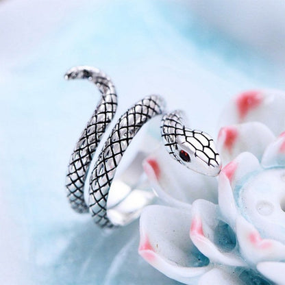 Rockyu 蛇形シルバーリング｜開口デザインの個性派ヴィンテージ指輪