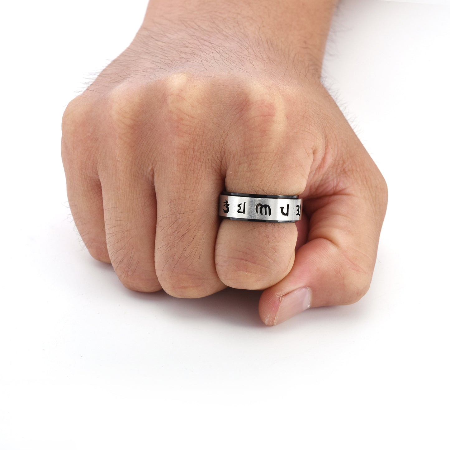 Rockyu メンズ ステンレススピナーリング 六字真言デザイン 8mm幅 3色展開