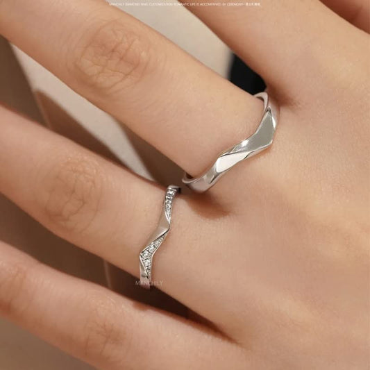 波打つシルエットのシルバー925ペアリング｜フリーサイズ 結婚指輪 カップル用
