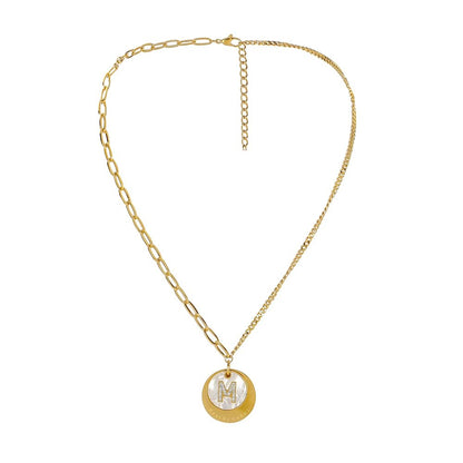 Rockyu レディースコインネックレス ゴールド 貝母風 円形ペンダント Mモチーフ ステンレス製 鎖骨チェーン 記念日 プレゼント