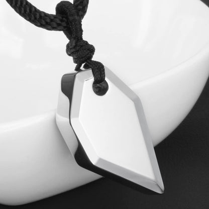 Rockyu ネックレス メンズ タングステン製 オオカミ牙モチーフ 編み込みチェーン付き