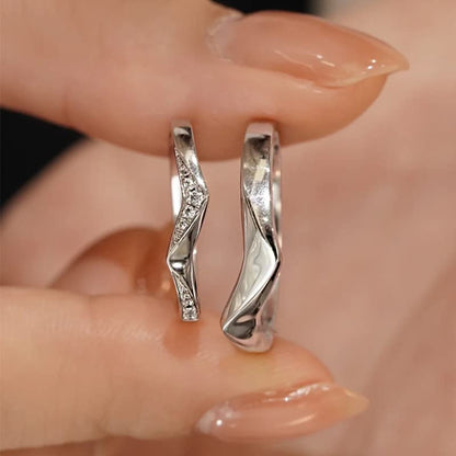 波打つシルエットのシルバー925ペアリング｜フリーサイズ 結婚指輪 カップル用