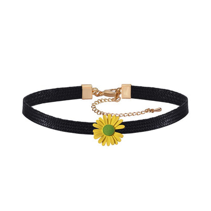 Rockyu チョーカー レディース 黒 レザー フラワー 雛菊 ペンダント 革紐チェーン