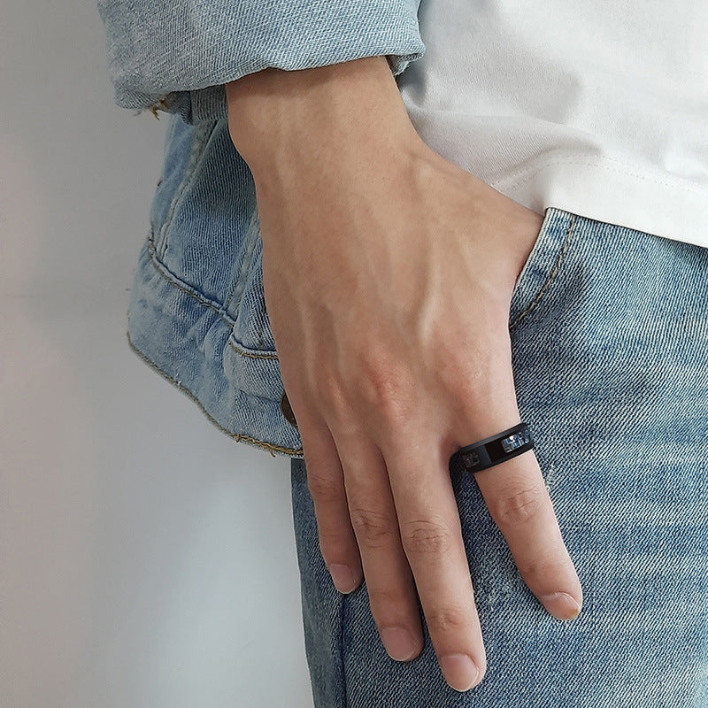 Rockyu メンズリング ステンレス製 炭素繊維チェック＆刻印デザイン シルバー×ブラック