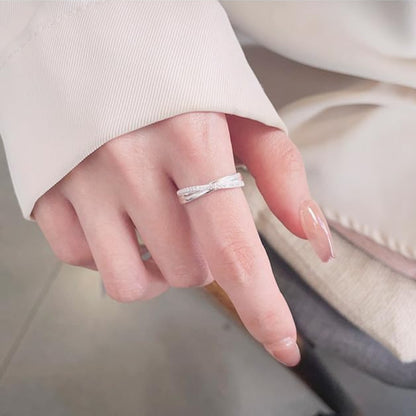 Rockyu クロスデザインリング レディース 18Kコーティング フリーサイズ ジルコニア