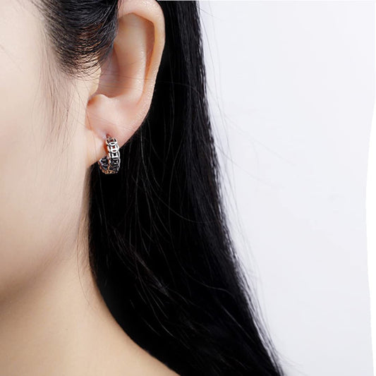 Rockyu ピアス メンズ レディース フープ シルバー 銅銭モチーフ 純銀製 金属アレルギー対応