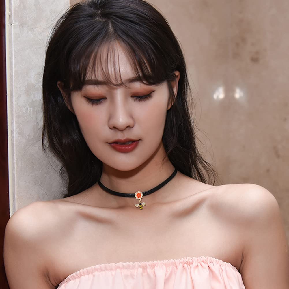 Rockyu チョーカー レディース 黒 レザー 蜜蜂 フラワー ジルコニア ペンダント