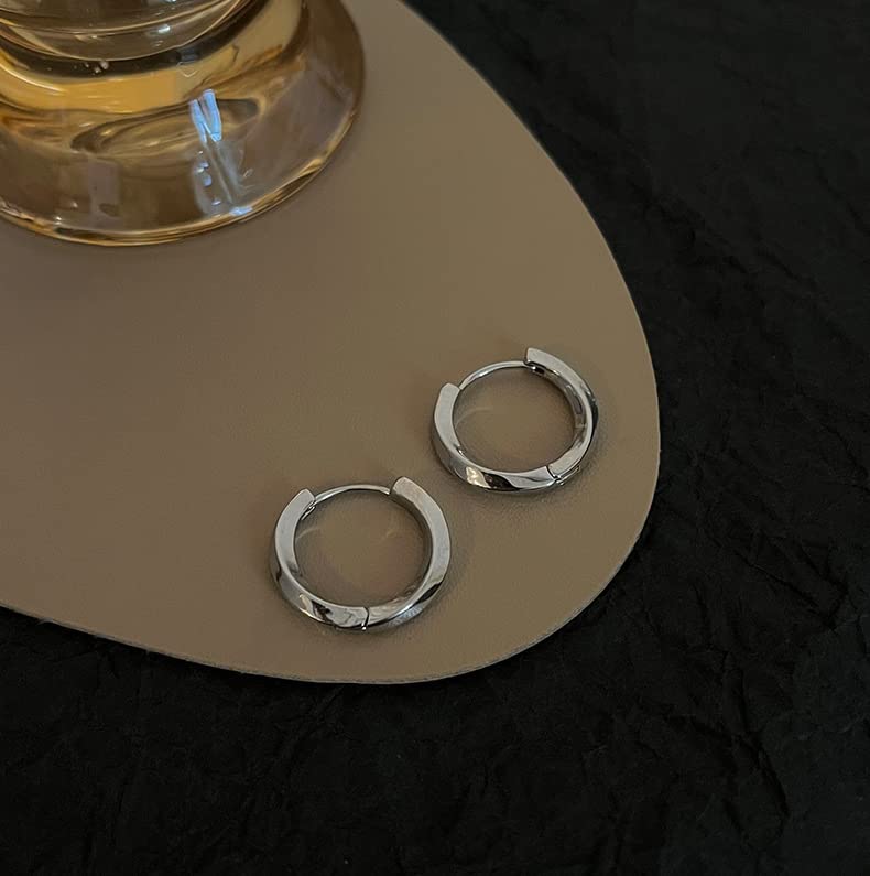 Rockyu ピアス メンズ シルバー925 フープピアス モビウスデザイン ツイスト加工 小さめ シンプル おしゃれ