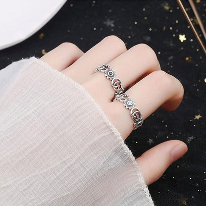 Rockyu 指輪 レディース フリーサイズ シルバー925 アルファベット＆花モチーフ サファイア風ストーン オープンリング