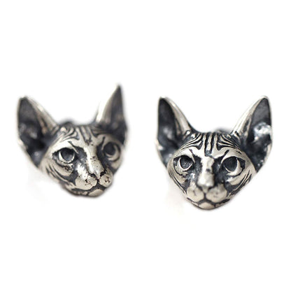 Rockyu スフィンクスキャット925シルバーピアス – 猫耳で魅了する個性派ジュエリー