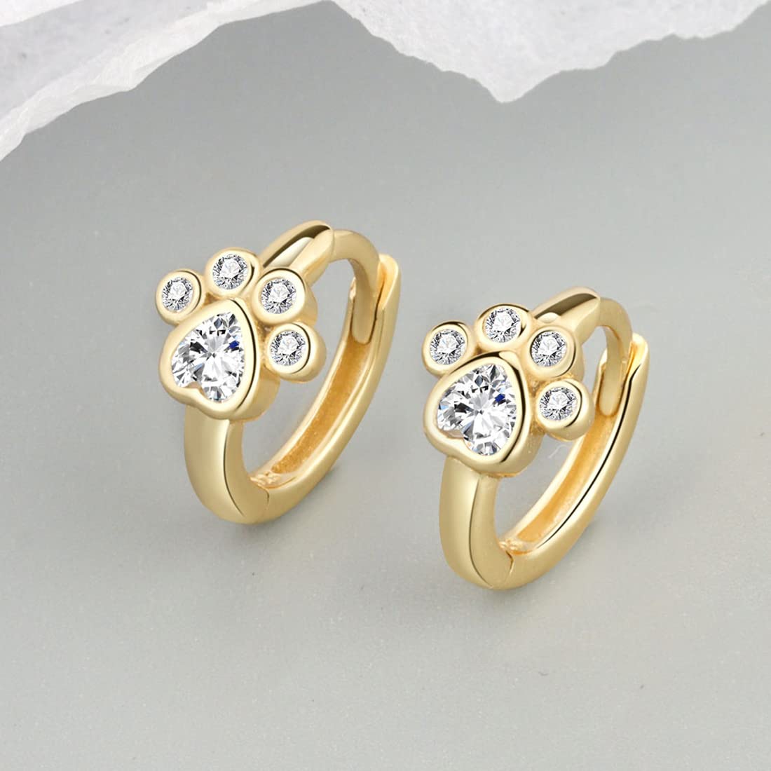 Rockyu フープピアス レディース 肉球モチーフ ジルコニア リング型 猫好きアクセサリー