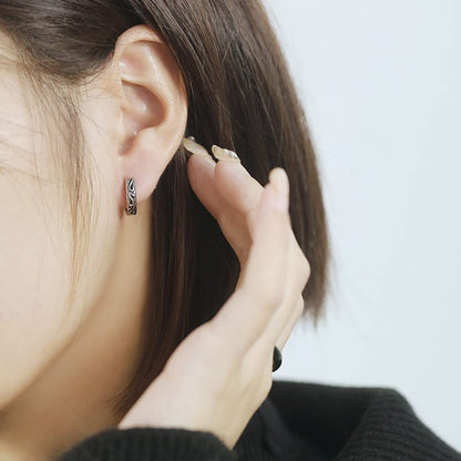 Rockyu 藤紋様ステンレスフープピアス レディース メンズ