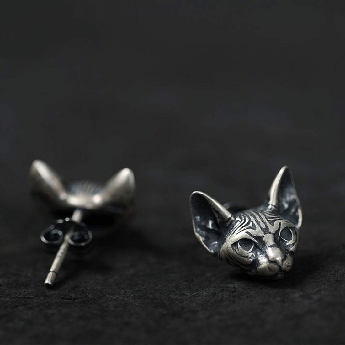 Rockyu スフィンクスキャット925シルバーピアス – 猫耳で魅了する個性派ジュエリー