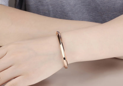 Rockyu ペアバングル｜シンプル＆ツイストデザイン チタン＆ステンレス製ブレスレット