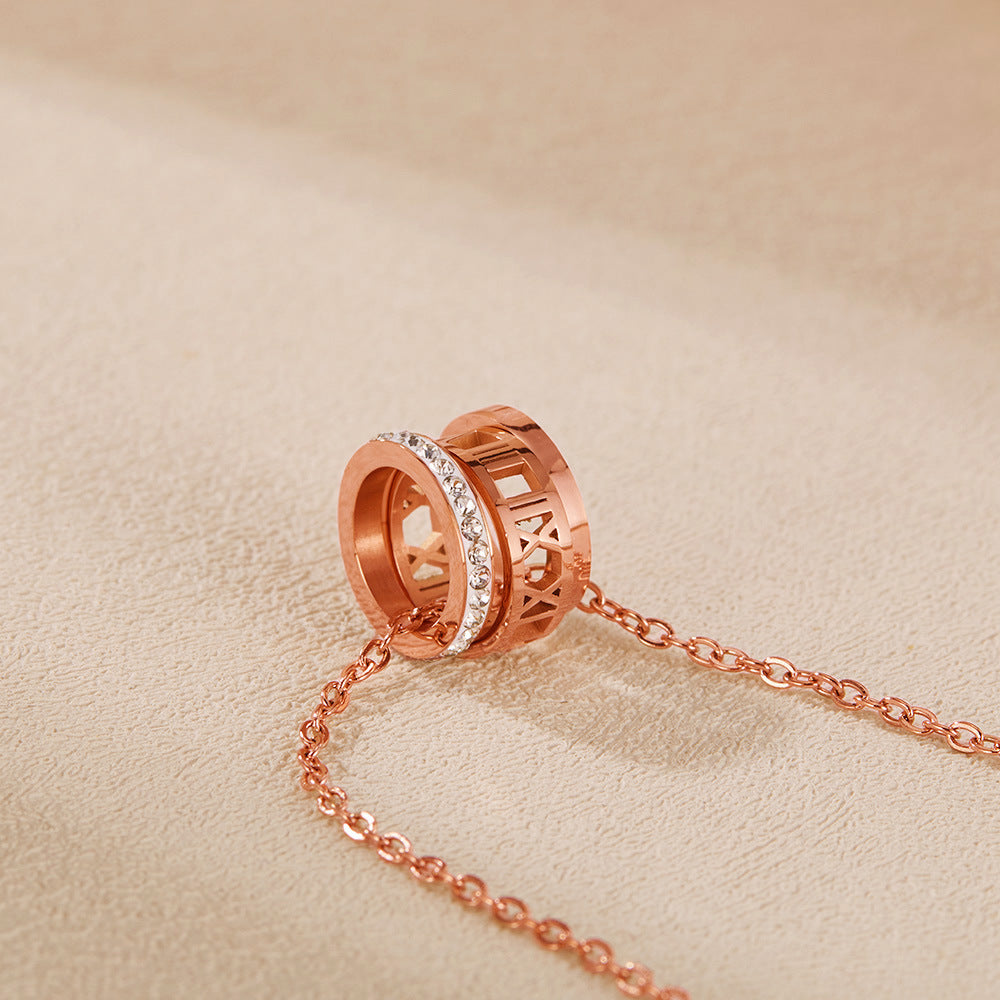 Rockyu ネックレス レディース ローマ数字 3連リングネックレス 18Kピンクゴールド キュービックジルコニア付