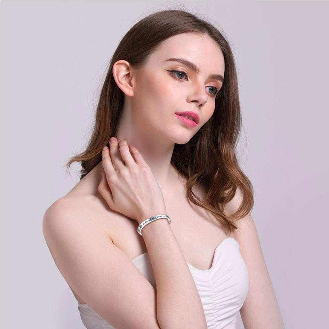 Rockyu フリーサイズ ステンレス バングル ブレスレット メンズ レディース ペア対応 刻印入り おしゃれシンプルデザイン