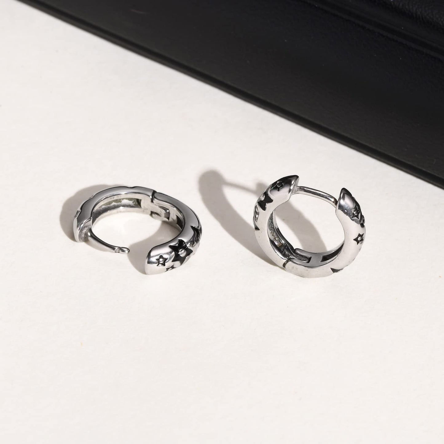 Rockyu ピアス メンズ シルバー 星形フープ ステンレス 金属アレルギー対応 スターピアス