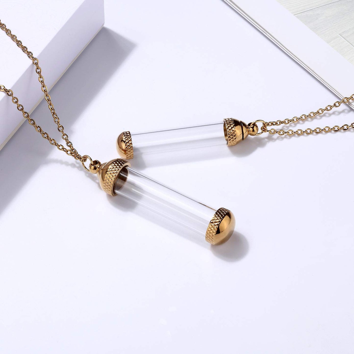 Rockyu メモリアルネックレス 遺骨ペンダント チタンとガラス製 男女兼用 想いを繋ぐアクセサリー