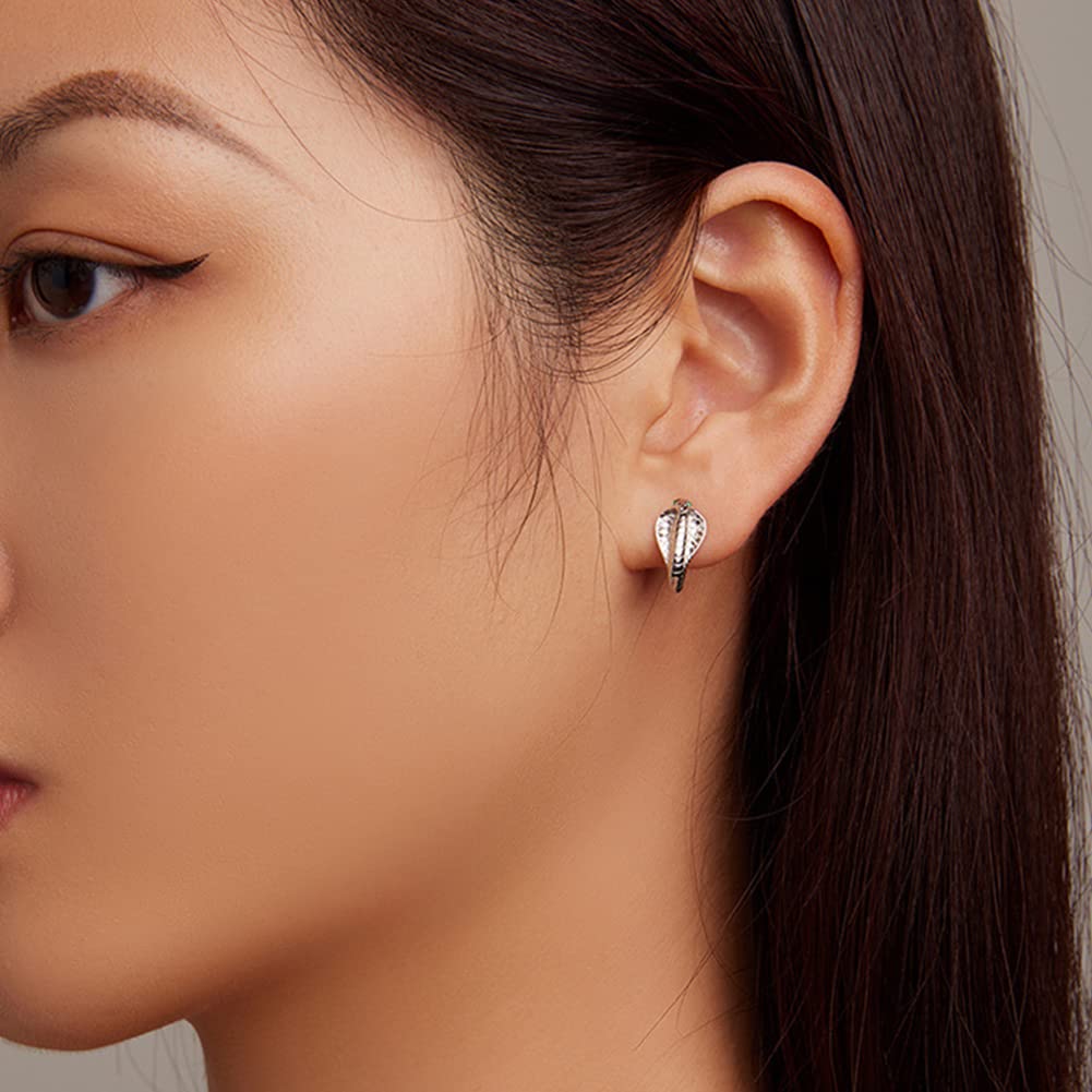 Rockyu レディース スネークピアス S925シルバー コブラデザイン 緑ジルコニア入り アレルギー対応