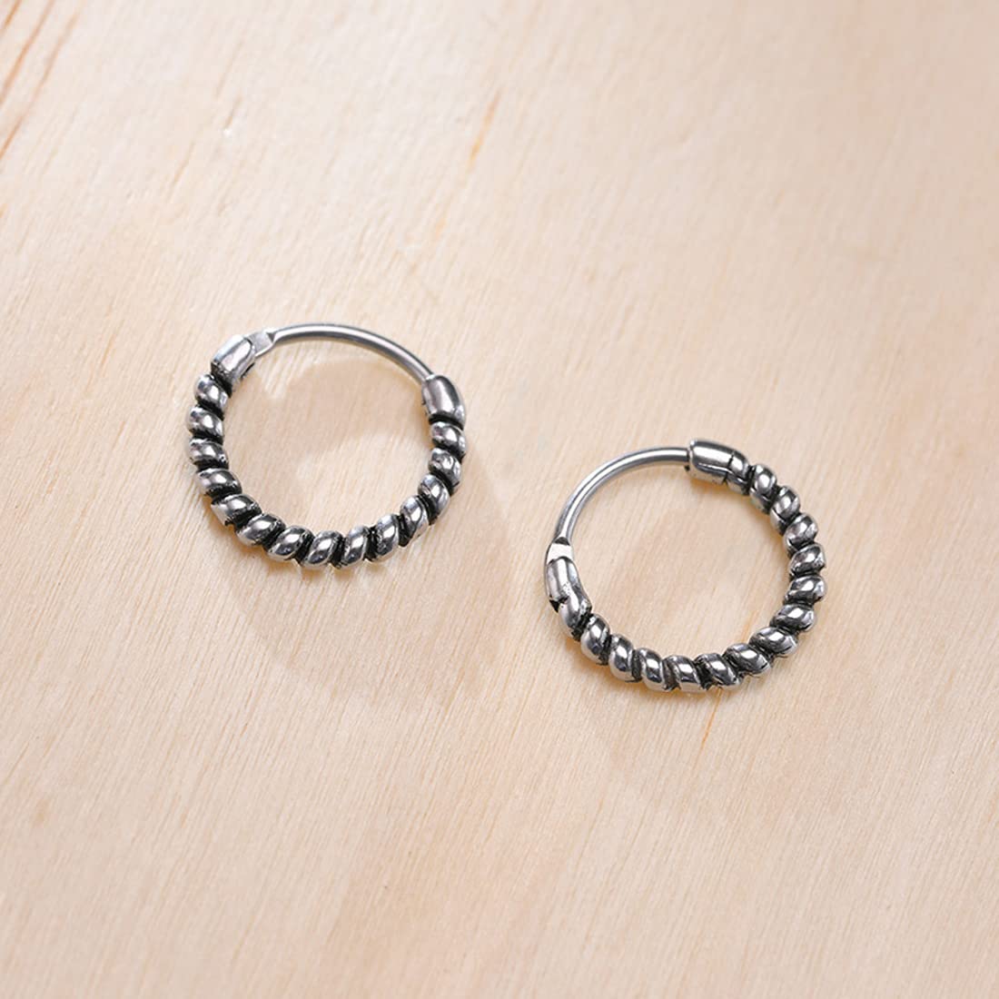 Rockyu ピアス メンズ チタン製 ツイストフープ リング シルバーピアス アレルギー対応