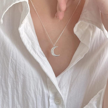 Rockyu 月ネックレス レディース シルバー925 三日月ペンダント ジルコニア入り 可愛いデザイン