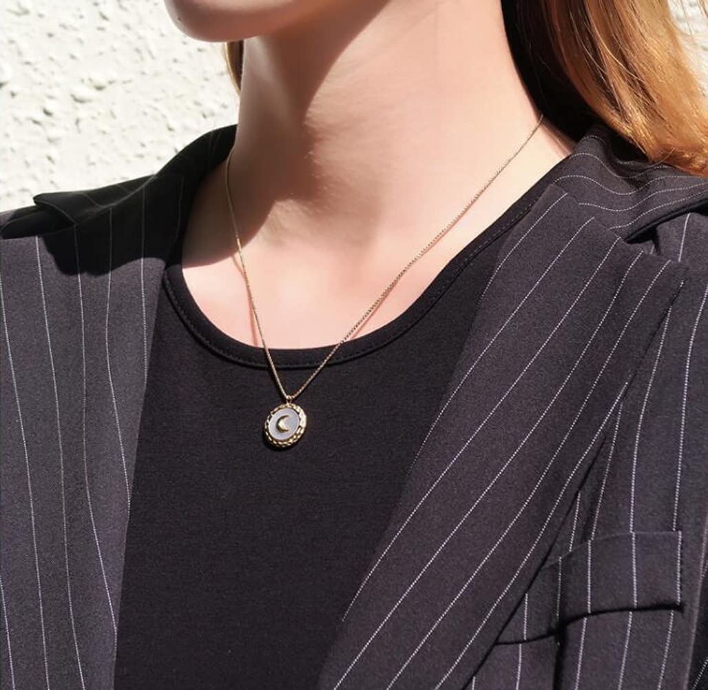 三日月ネックレス｜Rockyu レディース ゴールド ペンダント 上品ムーンデザイン