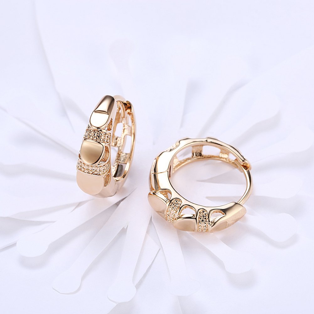 レディースフープピアス｜シャンパンゴールド×ラインストーン｜2cmデザインフープ