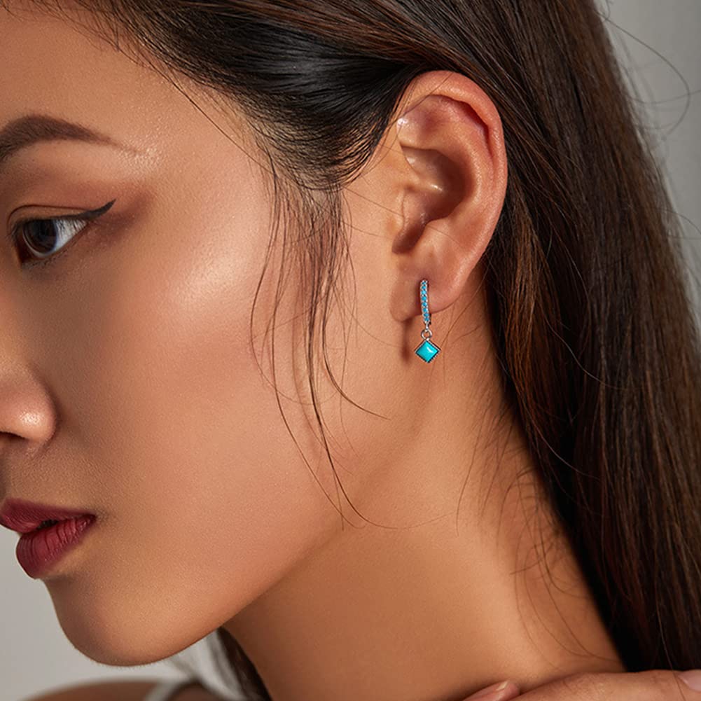 Rockyu ターコイズドロップピアス – シルバー925×キュービックジルコニアの煌めき