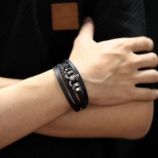 Rockyu メンズ レザーブレスレット 羊頭モチーフ PU革 多層デザイン ブラック