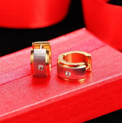 Rockyu フープピアス ステンレス ジルコニア 太めデザイン 男女兼用 ゴールド＆シルバー