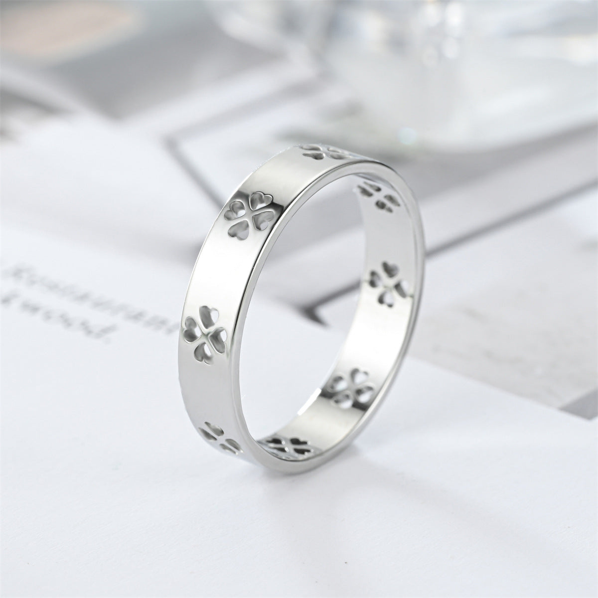 Rockyu レディースリング ハートクローバー柄 ピンクゴールド 4mm ステンレス製