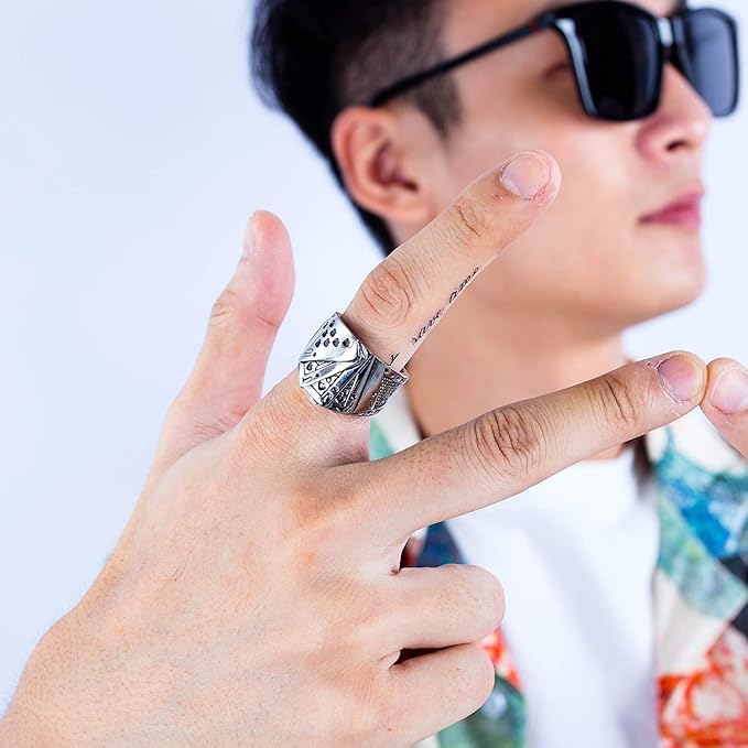 Rockyu トランプモチーフ メンズリング ステンレス製 ポーカーデザイン 指輪