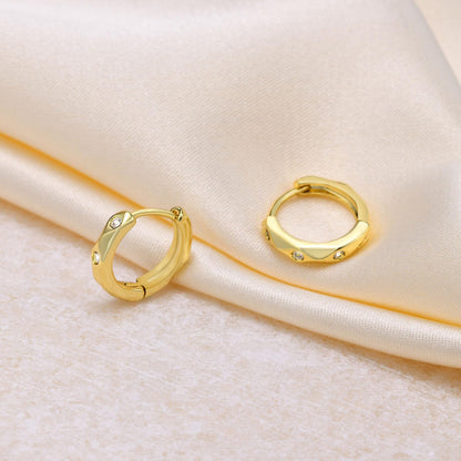 レディース ピアス ゴールド フープピアス AAAジルコニア 高品質真鍮製 IPゴールドメッキ 小ぶり 上品
