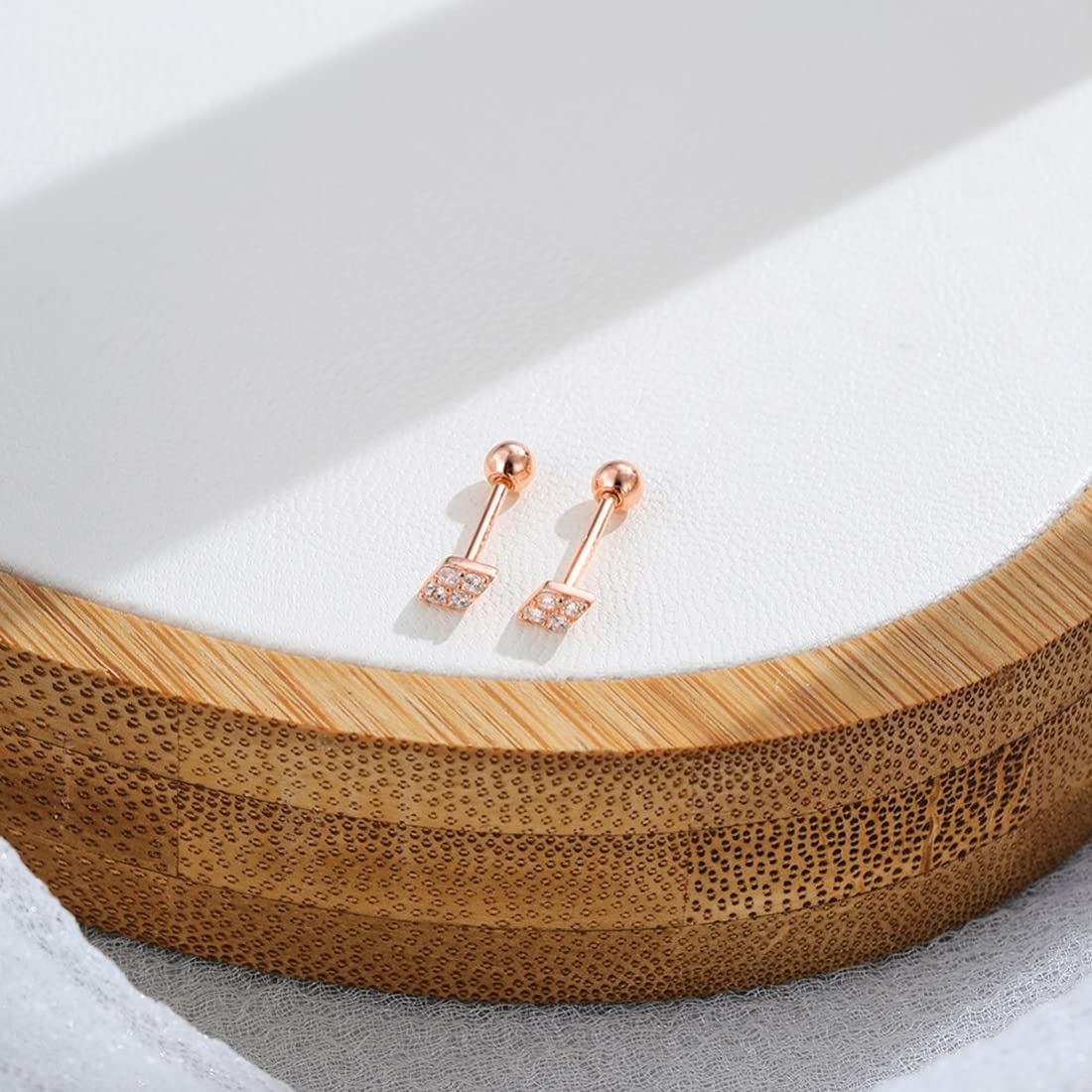 Rockyu スワロフスキー ジルコニア セカンドピアス レディース つけっぱなしOK 金属アレルギー対応