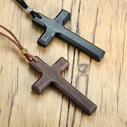 Rockyu ネックレス メンズ 木製 クロス チャーム 十字架 ロング紐 カジュアル 立体デザイン